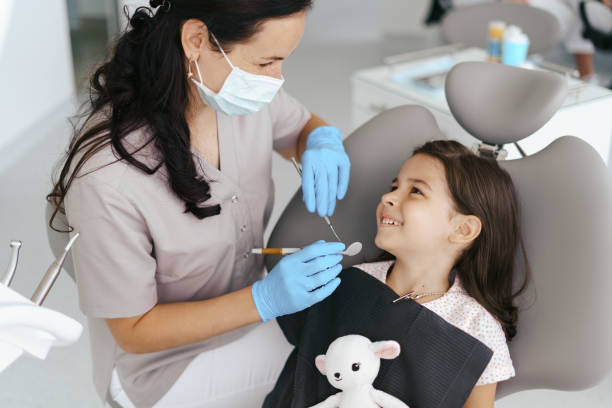 Best Emergency Cosmetic Dentistry (e.g., broken veneers) in Amity Gardens, PA